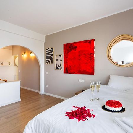 Sunset - Luxury Studio On Calea Victoriei Bucureşti Ngoại thất bức ảnh