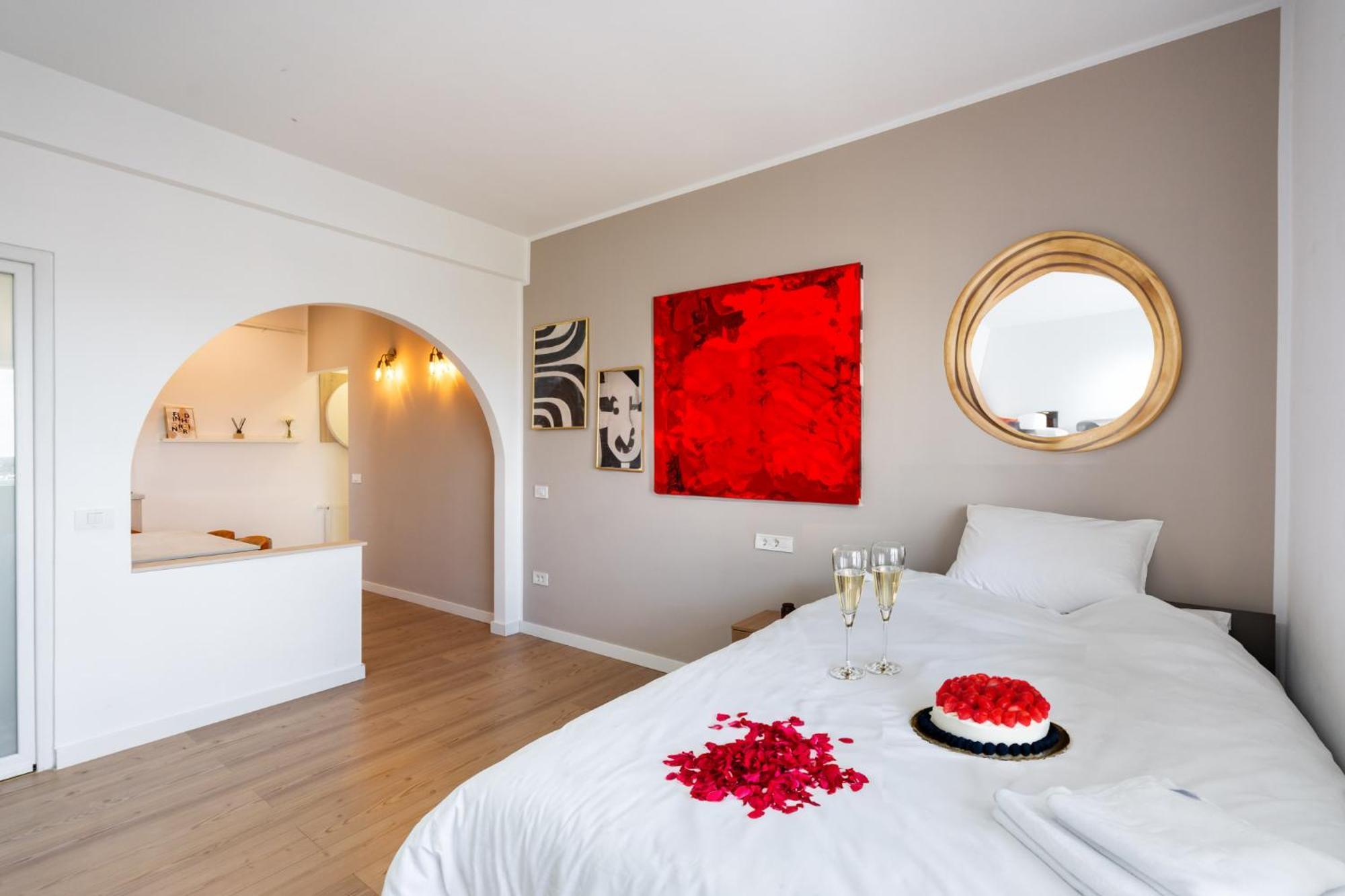 Sunset - Luxury Studio On Calea Victoriei Bucureşti Ngoại thất bức ảnh