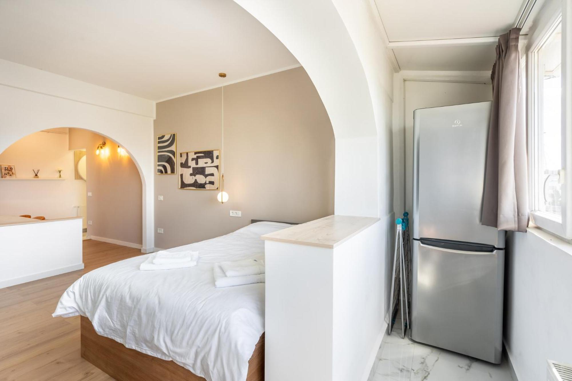Sunset - Luxury Studio On Calea Victoriei Bucureşti Ngoại thất bức ảnh